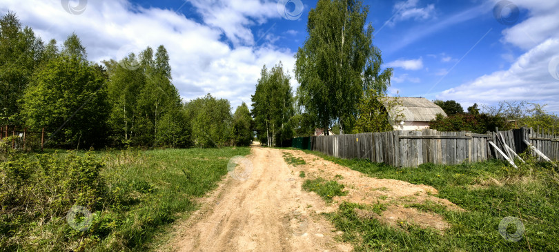 Скачать Завидово. Деревня в сельской местности. фотосток Ozero