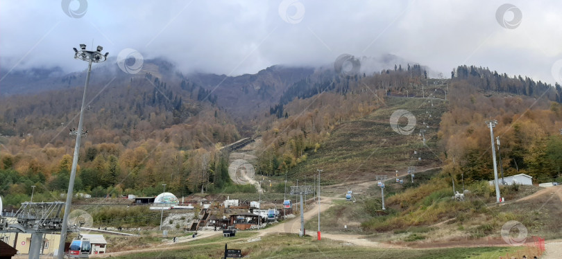 Скачать Канатная дорога на курорте Красная поляна в Сочи фотосток Ozero