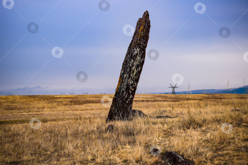 Скачать Древние менгиры Хакасии фотосток Ozero