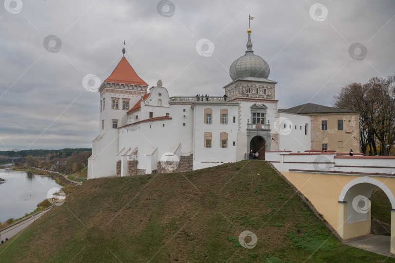 Скачать Гродно, Беларусь, 11/16/2023: Старый замок в Гродно фотосток Ozero