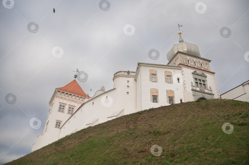 Скачать Город, Белорус, 16.11.2023: Старый замок в Гродно фотосток Ozero