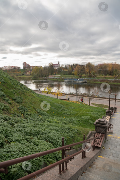 Скачать Дорога к реке фотосток Ozero