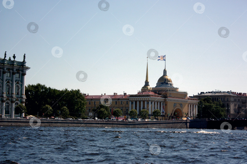 Скачать Здание в городе фотосток Ozero