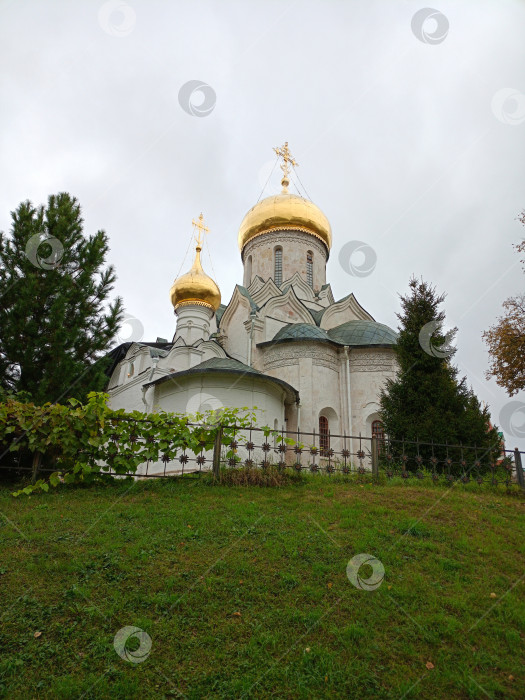 Скачать Собор Рождества Пресвятой Богородицы в Звенигороде на территории Саввино-Сторожевского монастыря фотосток Ozero