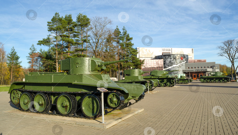 Скачать Советский тяжелый танк КВ-1 фотосток Ozero