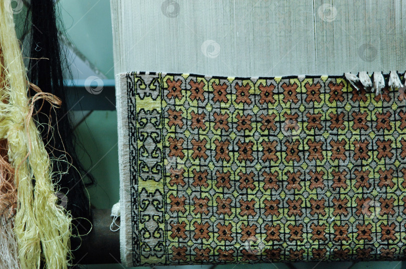 Скачать производство и ткачество ковров и тканей фотосток Ozero