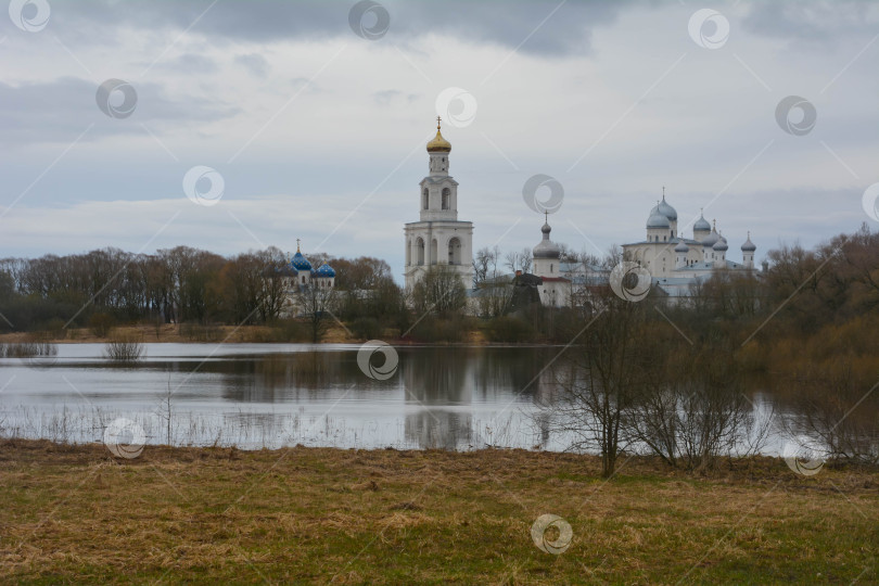 Скачать Россия, Великий Новгород - 30.04.2017. Юрьев монастырь фотосток Ozero