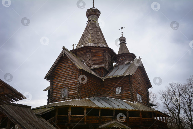 Скачать Россия, Великий Новгород - 30.04.2017. Витославлицы. фотосток Ozero