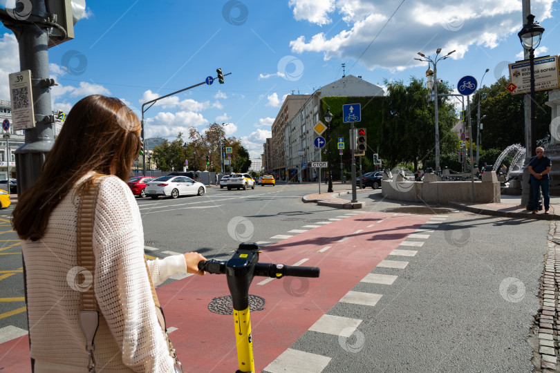 Скачать Наземный переход на Большую Никитскую улицу, Москва, 2024 фотосток Ozero