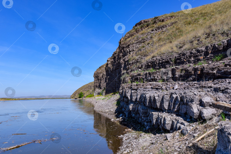 Скачать Горный берег Енисея фотосток Ozero