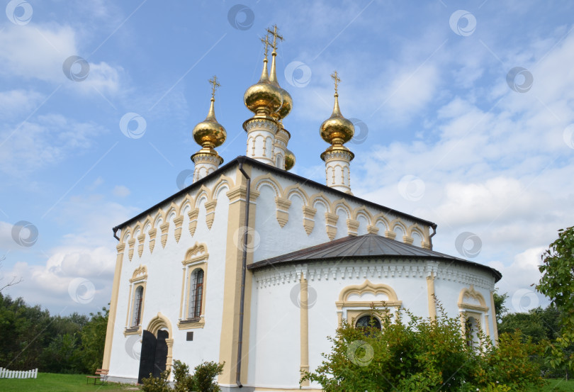 Скачать Церковь Входа Господня в Иерусалим (Входо-Иерусалимская церковь) - православный храм 18 века в городе Суздаль Владимирской области, входящем в Золотое кольцо России фотосток Ozero