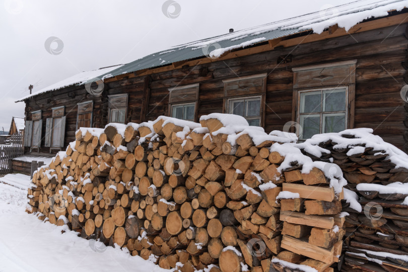 Скачать Поленница. фотосток Ozero