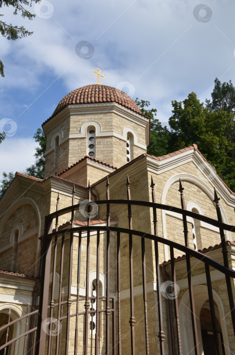 Скачать Церковь святителя и исповедника Луки (Войно-Ясенецкого), архиепископа Крымского в Кисловодске фотосток Ozero