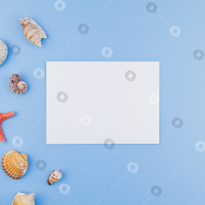Скачать Продуманная концепция летнего туристического отдыха фотосток Ozero
