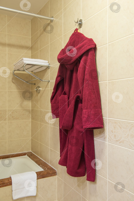 Скачать халат в ванной комнате фотосток Ozero