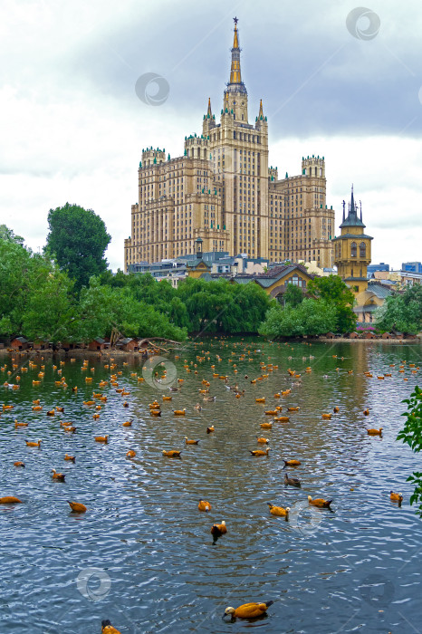 Скачать Здание на Кудринской площади, Москва, Россия. фотосток Ozero