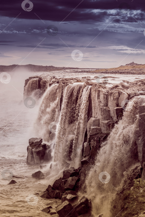 Скачать Водопад Деттифосс в Исландии фотосток Ozero