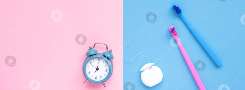 Скачать Средства для гигиены зубов и ухода за полостью рта flatlay фотосток Ozero