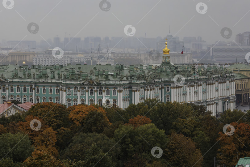 Скачать Вид на Эрмитаж с высоты птичьего полета фотосток Ozero