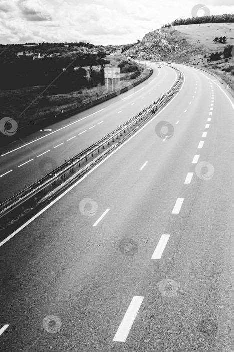 Скачать Шоссе через Францию в летнее время фотосток Ozero