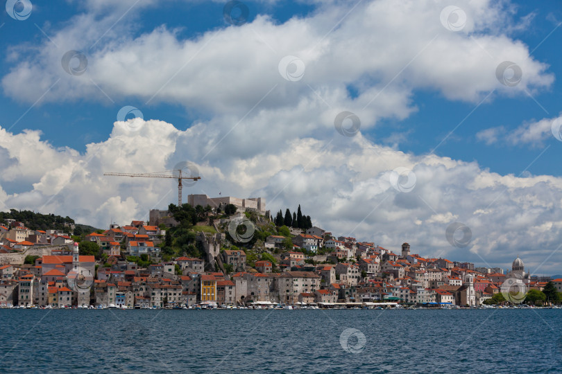 Скачать Шибеник, Хорватия, вид с моря фотосток Ozero