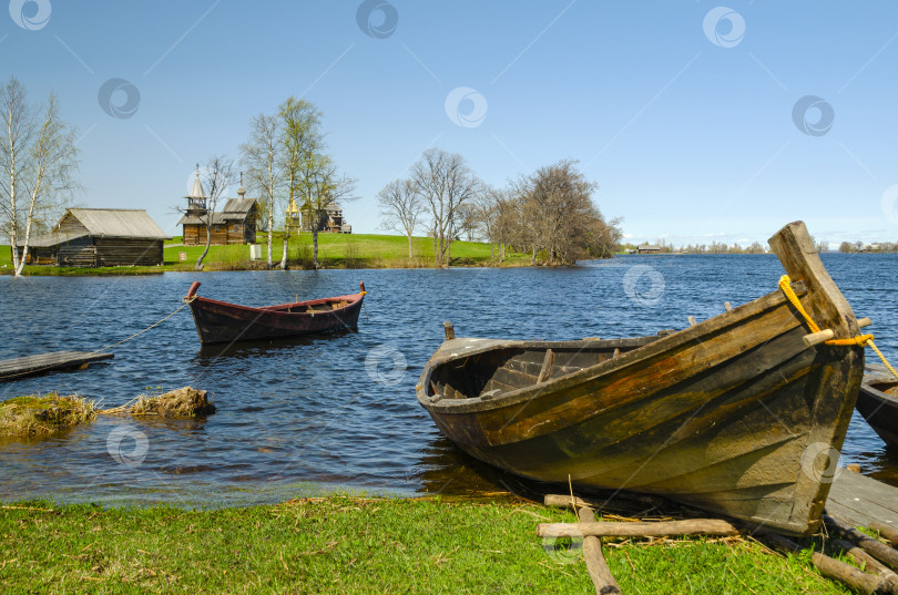 Скачать  Деревянные постройки. Лодки, водяная мельница,  фотосток Ozero