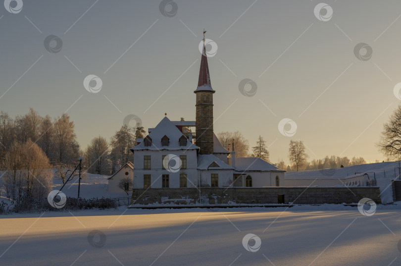 Скачать Монастырский дворец в Гатчине. фотосток Ozero