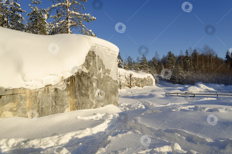 Скачать Итальянский мраморный карьер фотосток Ozero