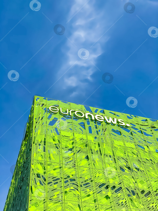 Скачать Логотип европейской телевизионной сети Euronews фотосток Ozero