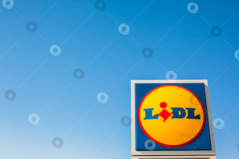 Скачать Логотип сети супермаркетов LIDL фотосток Ozero