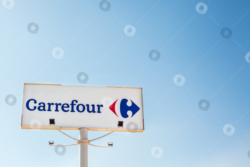 Скачать Логотип сети супермаркетов Carrefour фотосток Ozero