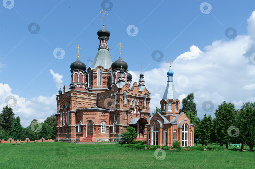 Скачать Церковь апостолов Петра и Павла. (Ярцево, Смоленская область) фотосток Ozero