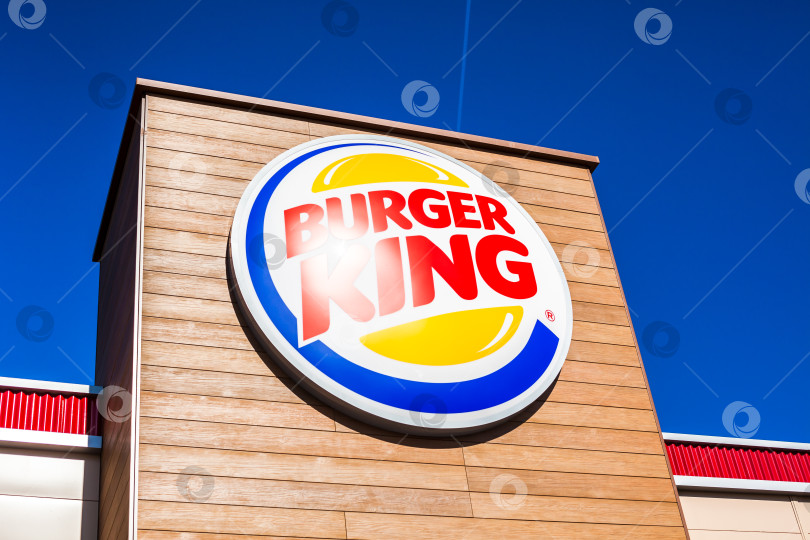 Скачать Логотип ресторана быстрого питания Burger King фотосток Ozero