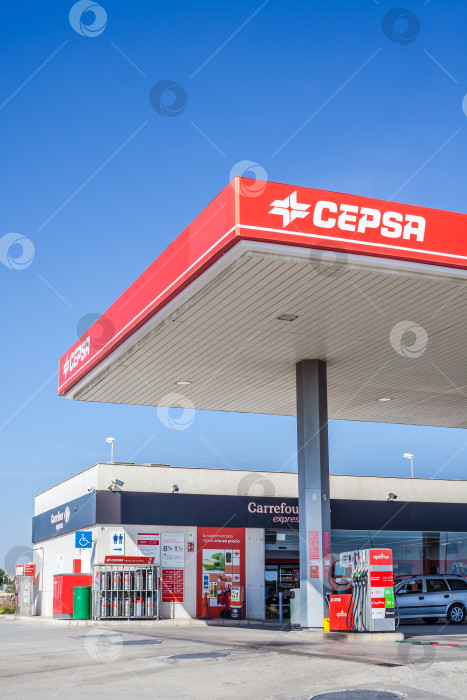 Скачать Логотип автозаправочной станции Cepsa фотосток Ozero