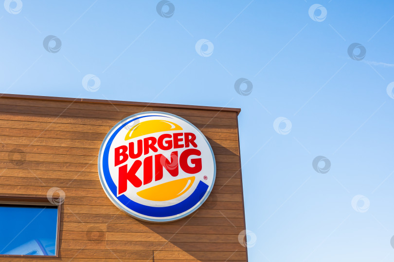 Скачать Логотип ресторана быстрого питания Burger King фотосток Ozero