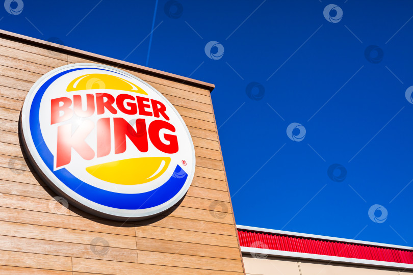 Скачать Логотип ресторана быстрого питания Burger King фотосток Ozero