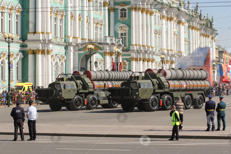 Скачать Военные ракетные установки. фотосток Ozero