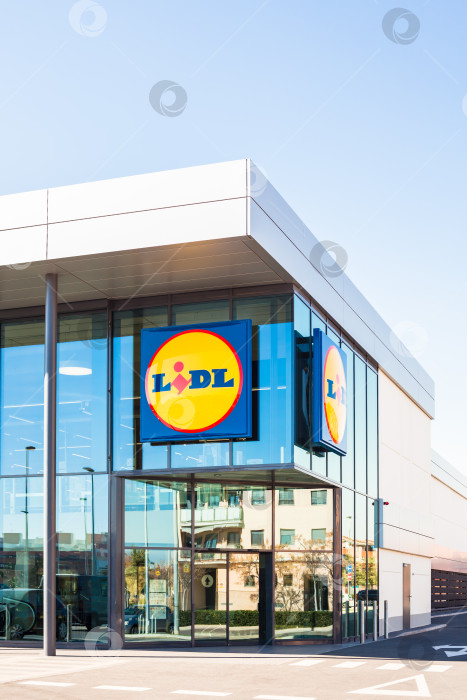 Скачать Логотип сети супермаркетов LIDL фотосток Ozero