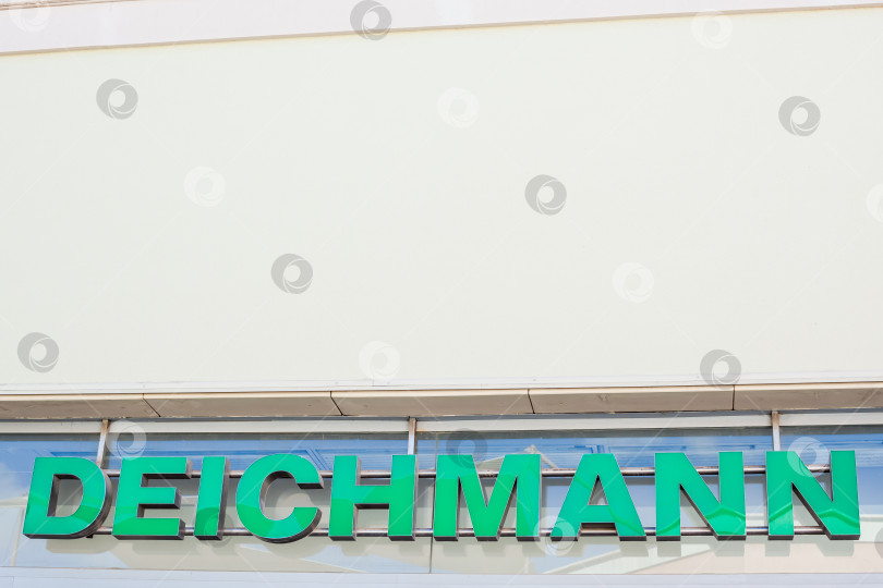 Скачать Логотип бренда розничных магазинов обуви Deichmann фотосток Ozero