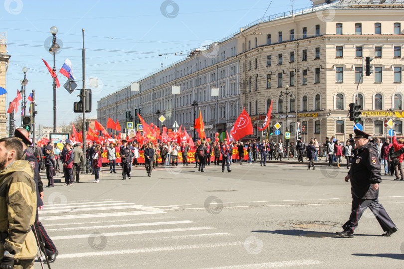 Скачать Майская демонстрация в Санкт-Петербурге. фотосток Ozero