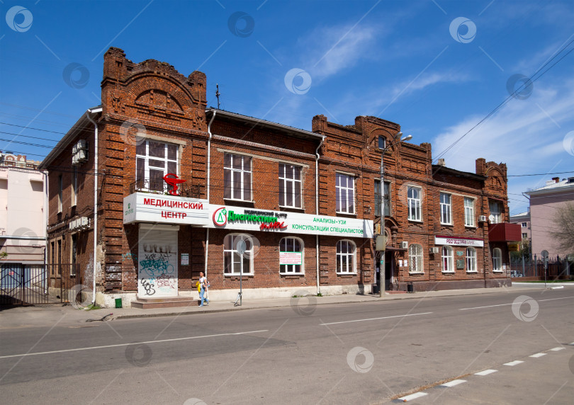 Скачать Старинное здание дома купца К.В. Федорова по улице Пушкинской, 10 фотосток Ozero