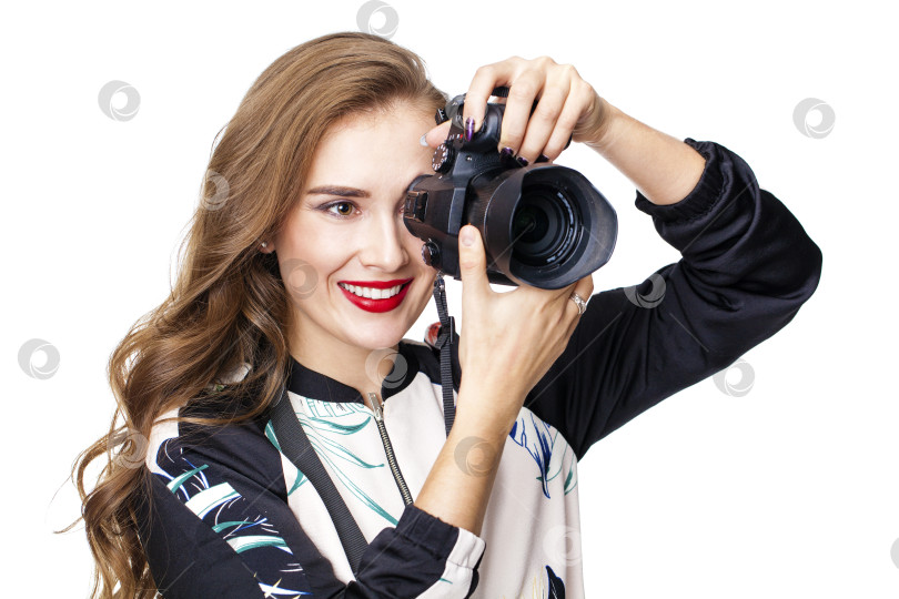 Скачать Портрет молодой красивой брюнетки крупным планом фотосток Ozero