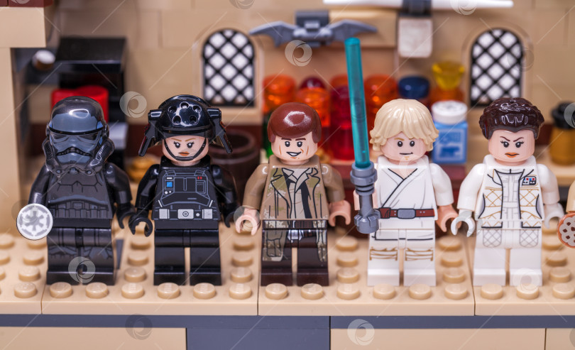 Скачать РОССИЯ, САМАРА, 15 февраля 2020 года - Минифигурки Lego Star Wars rebel фотосток Ozero