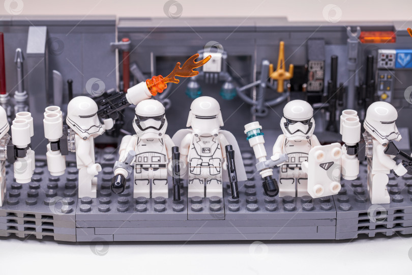 Скачать РОССИЯ, САМАРА, 7 февраля 2022 года - Минифигурки Lego Star Wars фотосток Ozero