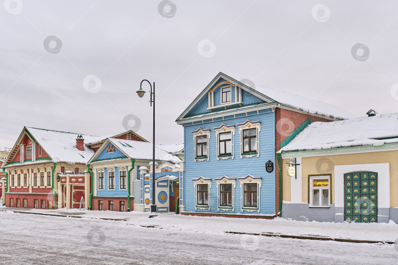 Скачать Купеческие дома 19 века на улице Каюма Насыри, Казань, Россия фотосток Ozero