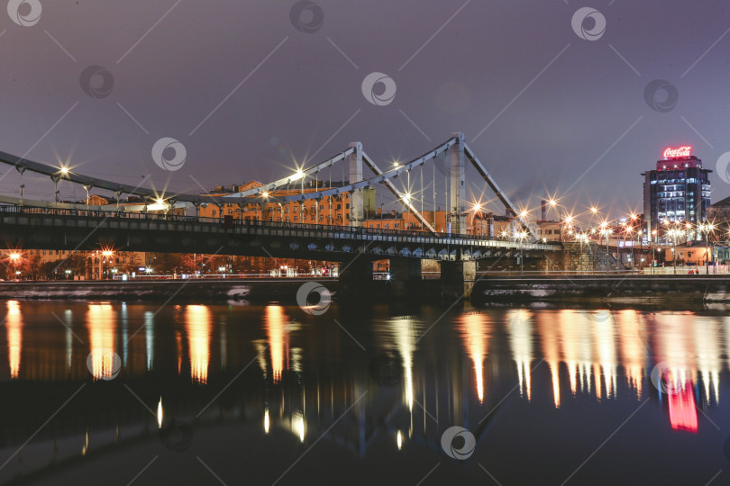 Скачать Крымский мост и Москва река фотосток Ozero