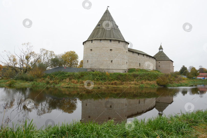 Скачать Россия, Старая Ладога - 13.10.2024 Вид на Староладожскую крепость. фотосток Ozero