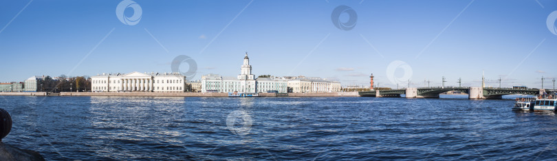 Скачать Река Нева. Санкт-Петербург. Панорама фотосток Ozero