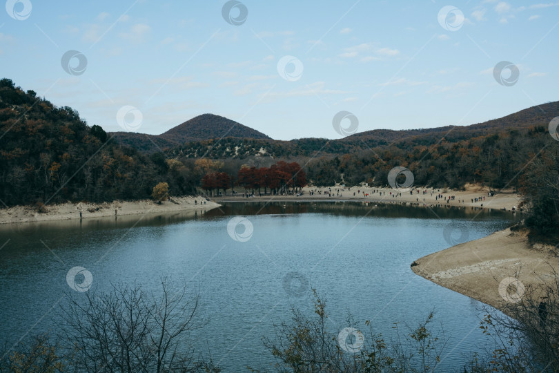 Скачать Кипарисовое озеро в с.Сукко фотосток Ozero