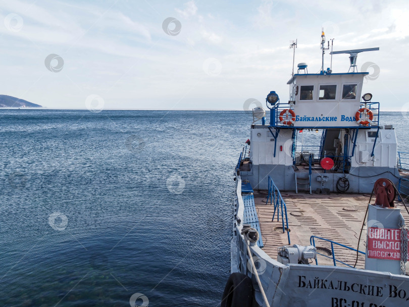 Скачать Корабль в порту Байкал. фотосток Ozero